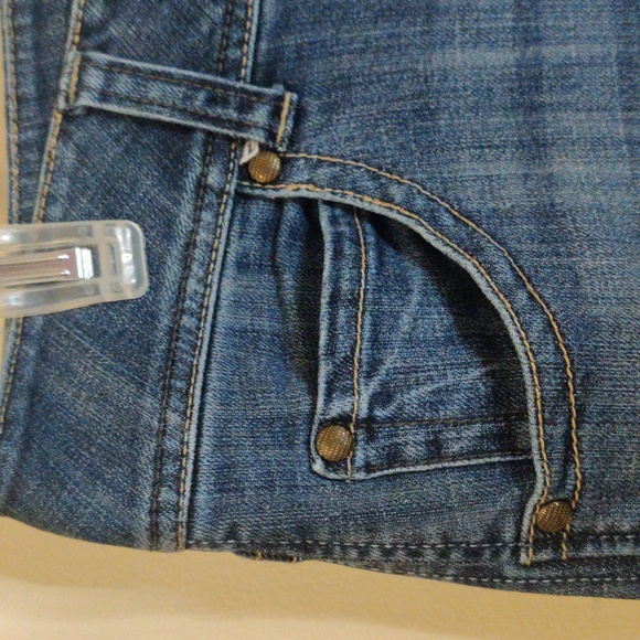 Cabi Mid Rise Bootcut Jeans Size 6 - Picture 3 of 9